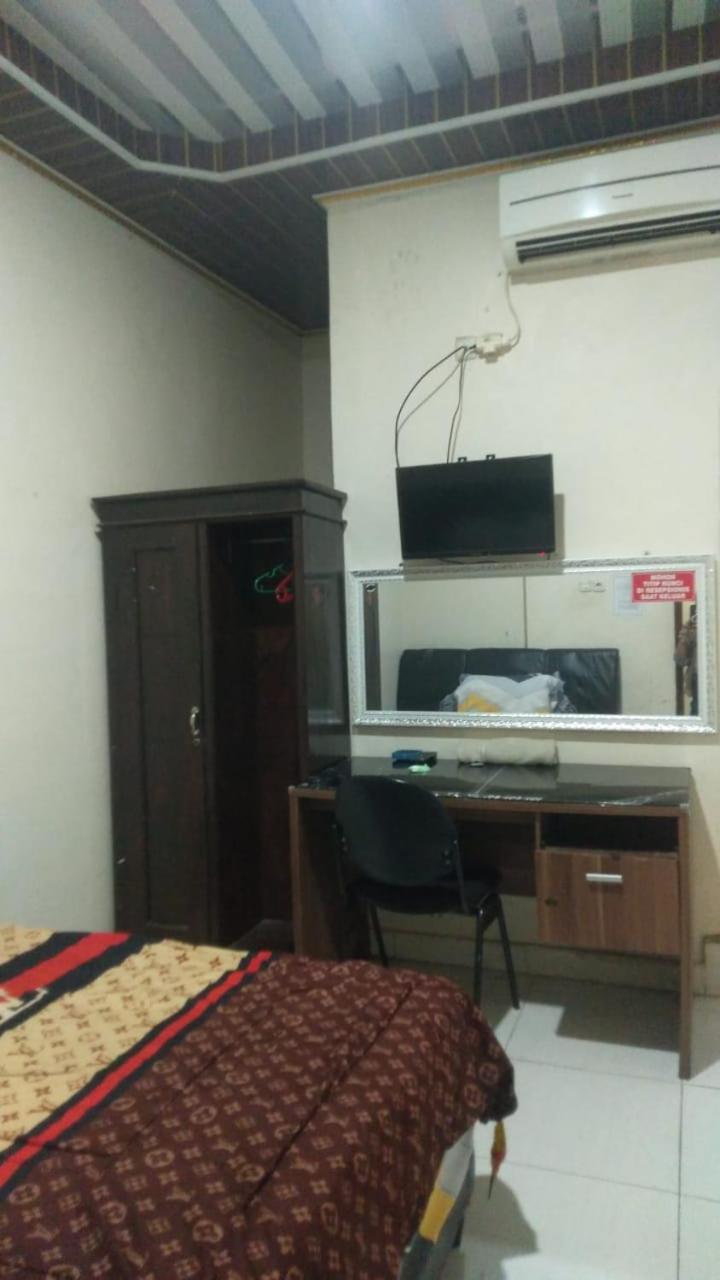 Wisma Reza Palopo Motel Dış mekan fotoğraf
