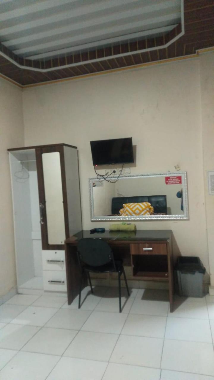 Wisma Reza Palopo Motel Dış mekan fotoğraf